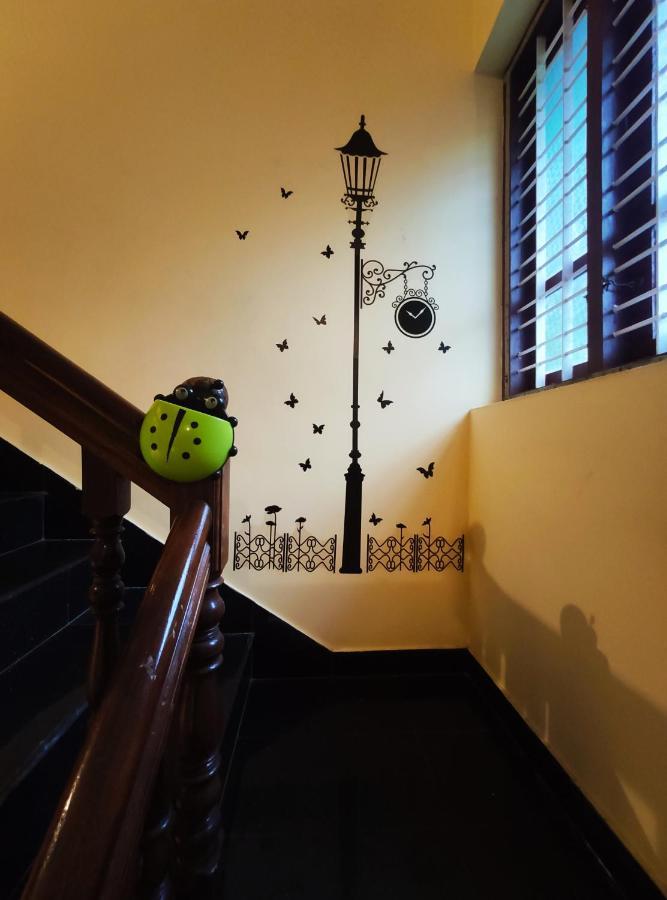 Happy Buddha Homestay Varkala Exterior photo